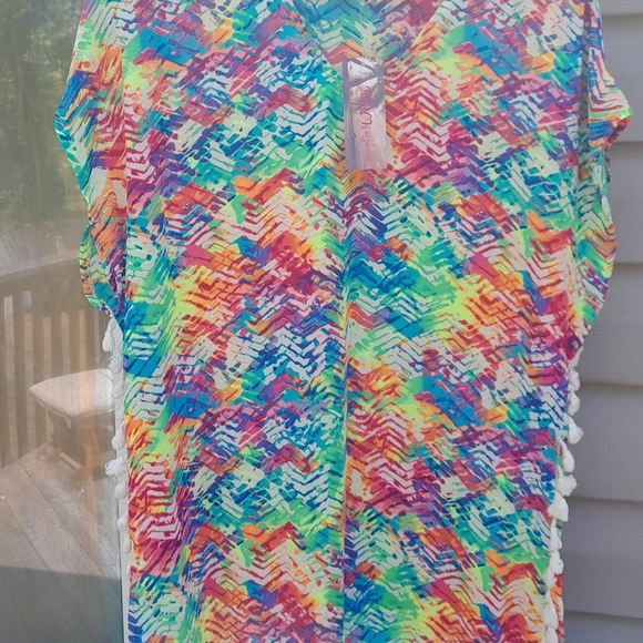 Beach By Design Red and Blue  Multicolor Swim Coverup for Beach Days With Tassel - Picture 5 of 10